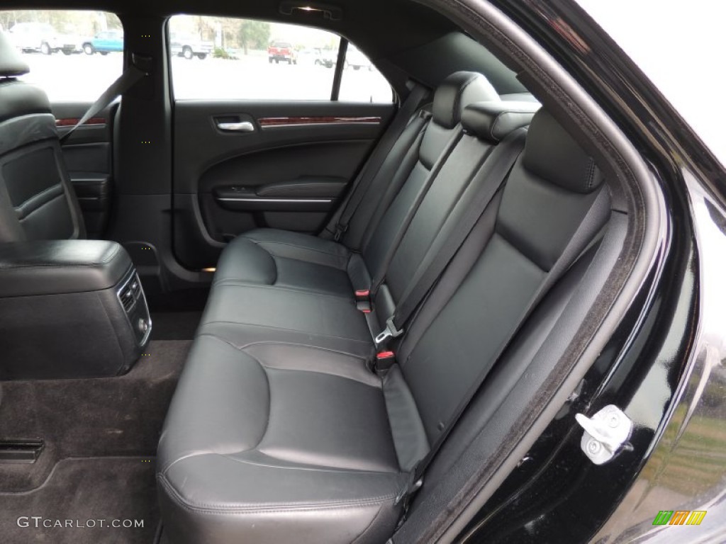 2012 Chrysler 300 Limited Rear Seat Photo #76882399