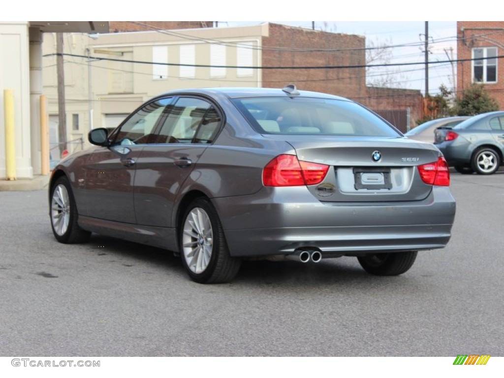 2010 3 Series 328i xDrive Sedan - Space Gray Metallic / Cream Beige photo #16