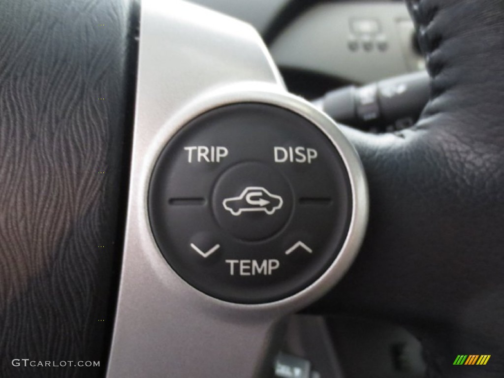 2010 Prius Hybrid IV - Blizzard White Pearl / Dark Gray photo #22