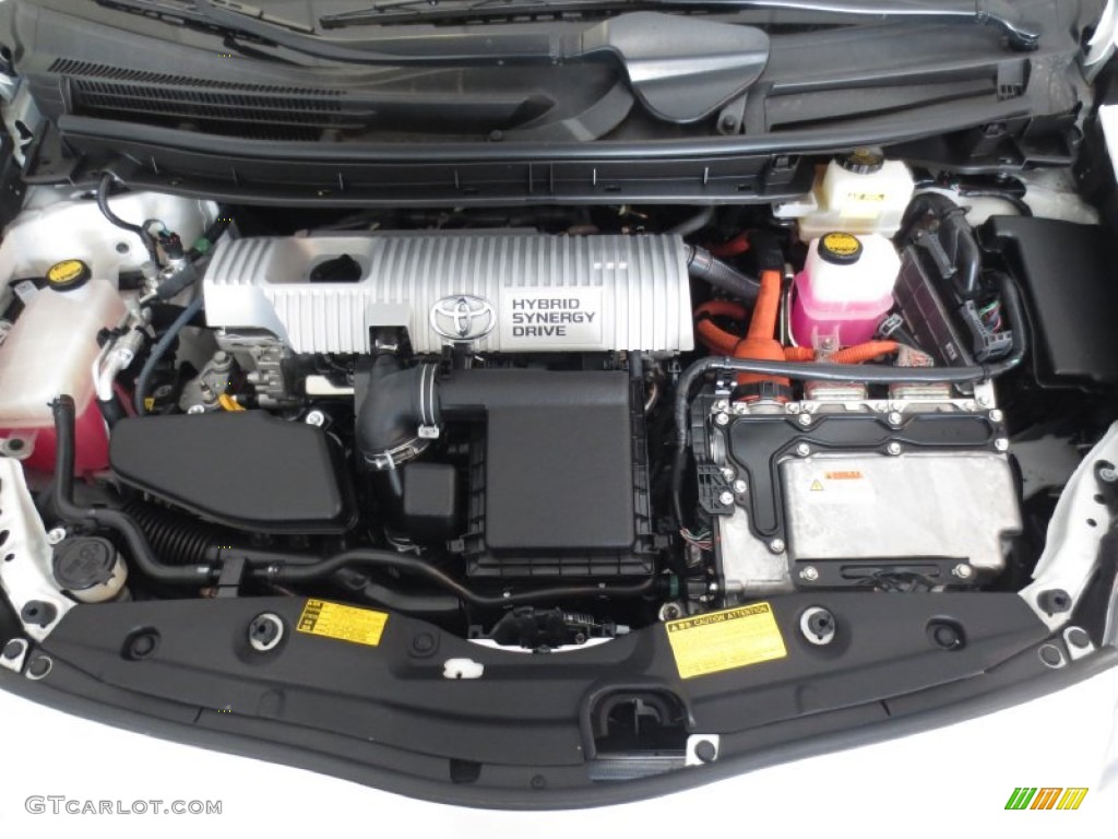 2010 Prius Hybrid IV - Blizzard White Pearl / Dark Gray photo #31