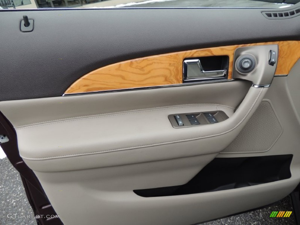 2011 Lincoln MKX AWD Medium Light Stone Door Panel Photo #76889550
