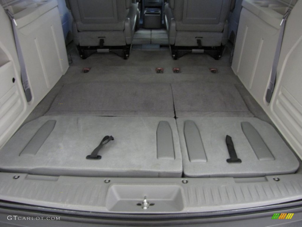 2010 Chrysler Town & Country Touring Trunk Photo #76891402