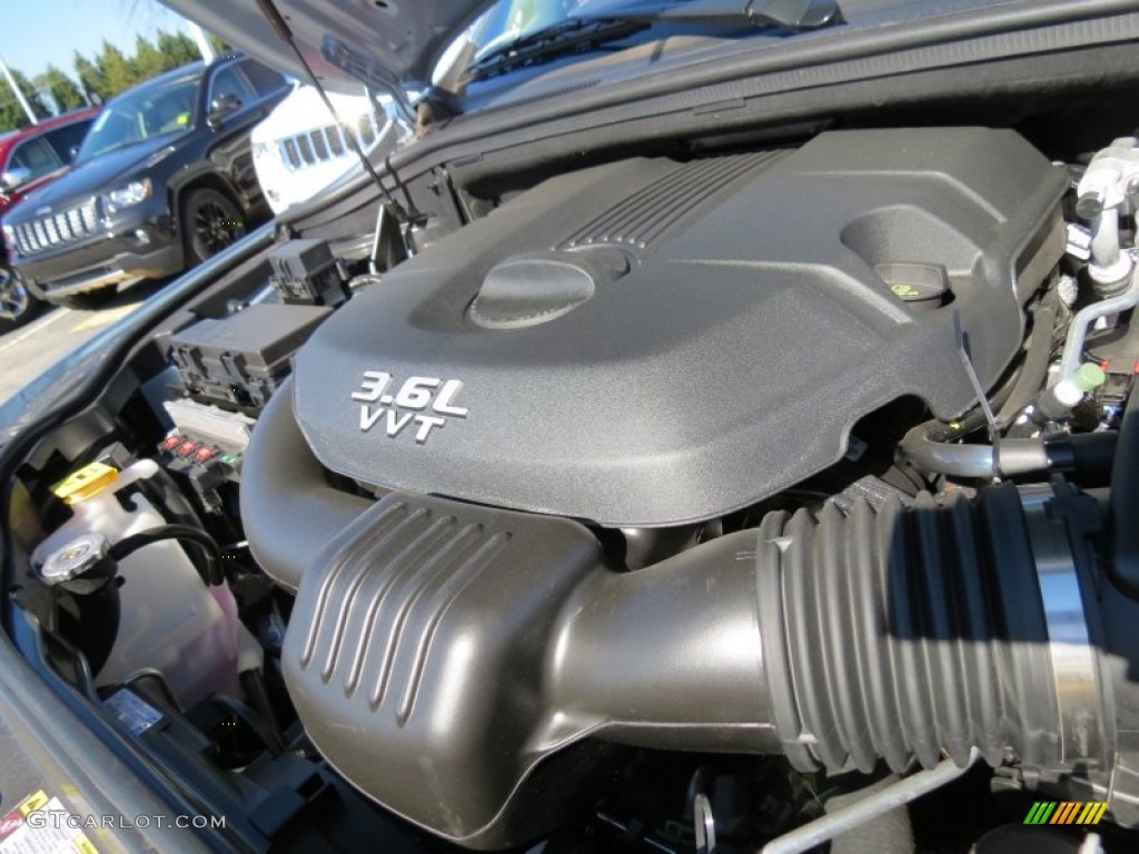 2013 Grand Cherokee Laredo - Winter Chill Pearl / Black photo #11