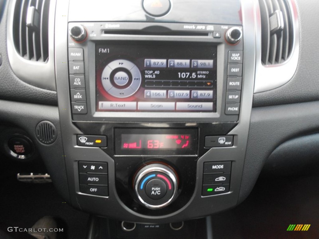 2012 Kia Forte Koup SX Controls Photo #76892916