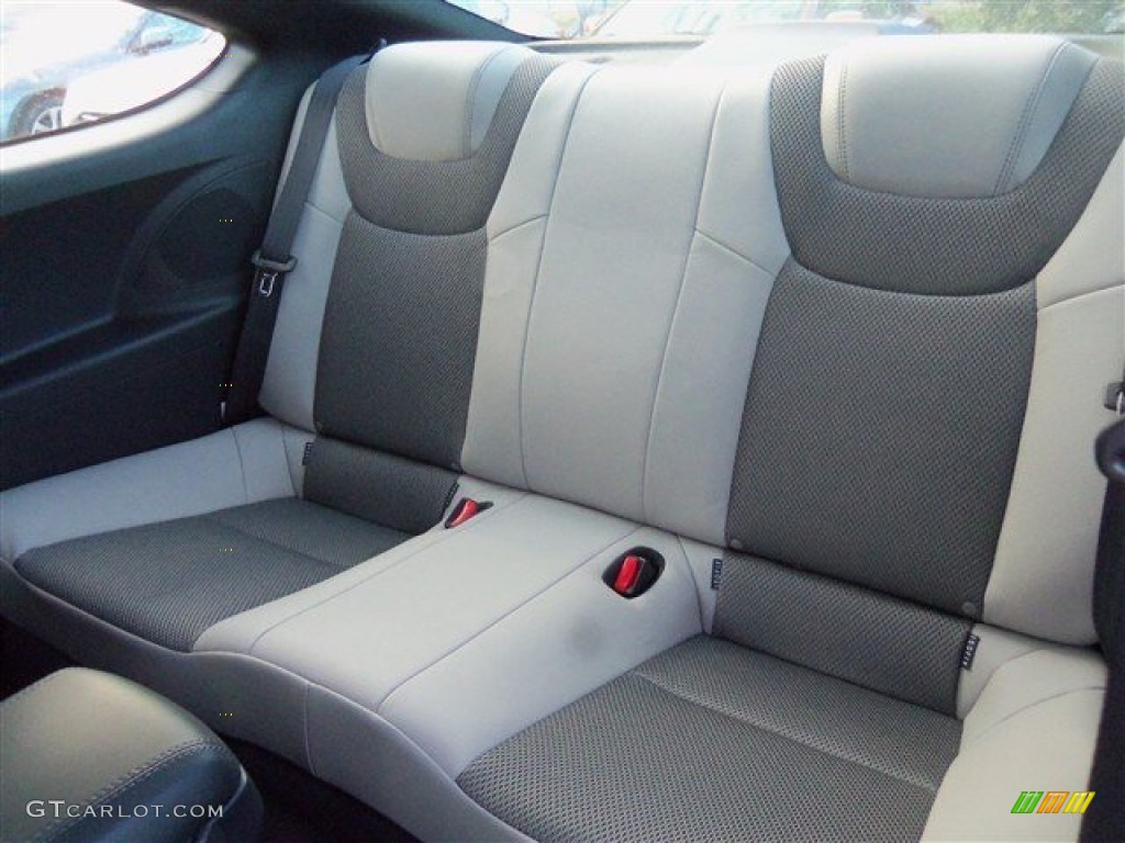 2013 Genesis Coupe 2.0T Premium - Parabolica Blue / Gray Leather/Gray Cloth photo #12