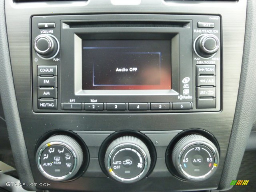 2013 Subaru XV Crosstrek 2.0 Limited Controls Photo #76893585
