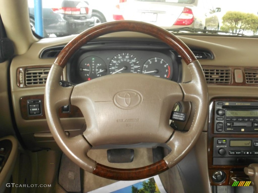 2001 Toyota Camry XLE V6 Oak Steering Wheel Photo #76895151