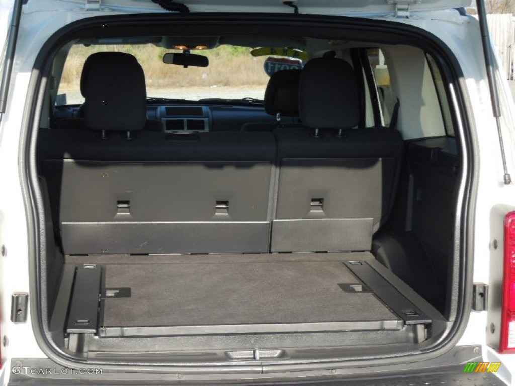 2011 Dodge Nitro Heat 4x4 Trunk Photo #76897754