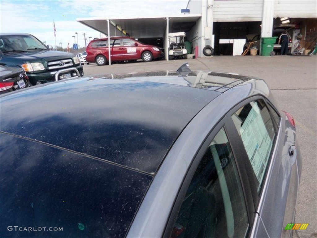 2013 Elantra GT - Titanium Gray Metallic / Blue photo #9