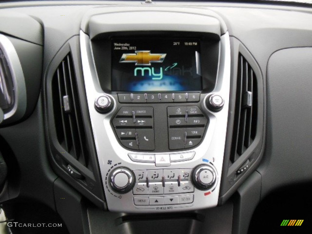 2013 Chevrolet Equinox LT AWD Controls Photo #76898517