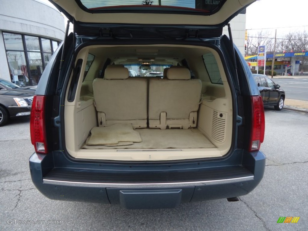 2008 Cadillac Escalade ESV AWD Trunk Photo #76898794
