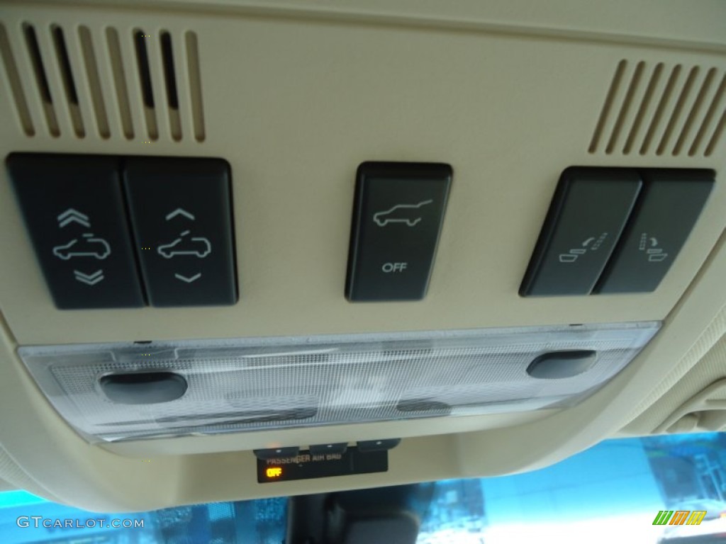 2008 Cadillac Escalade ESV AWD Controls Photo #76899040