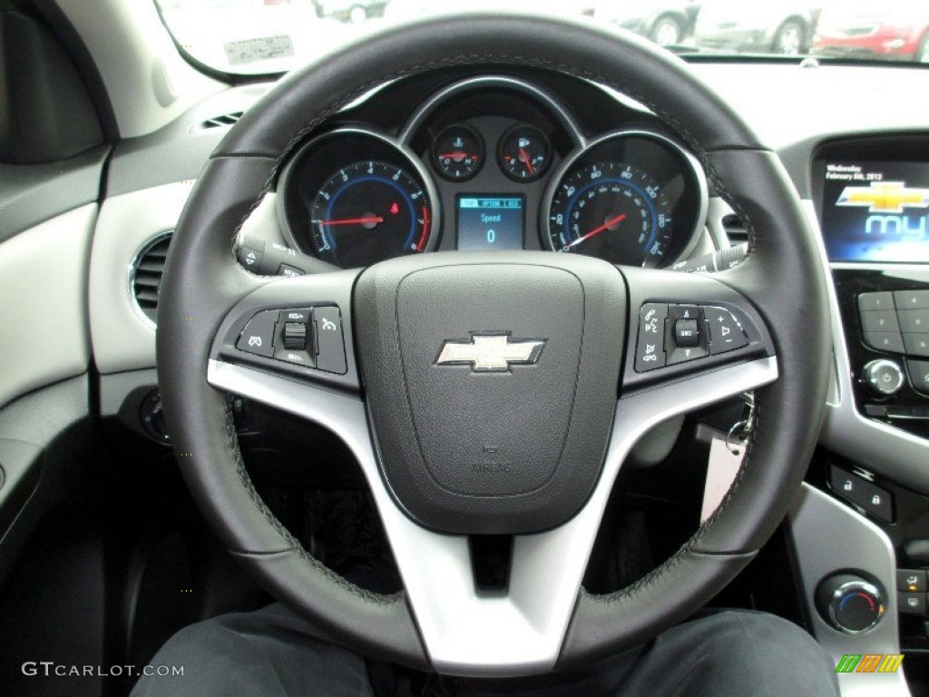 2013 Cruze ECO - Crystal Red Metallic Tintcoat / Medium Titanium photo #22