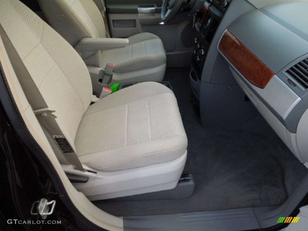 Medium Slate Gray/Light Shale Interior 2008 Chrysler Town & Country Touring Photo #76902318
