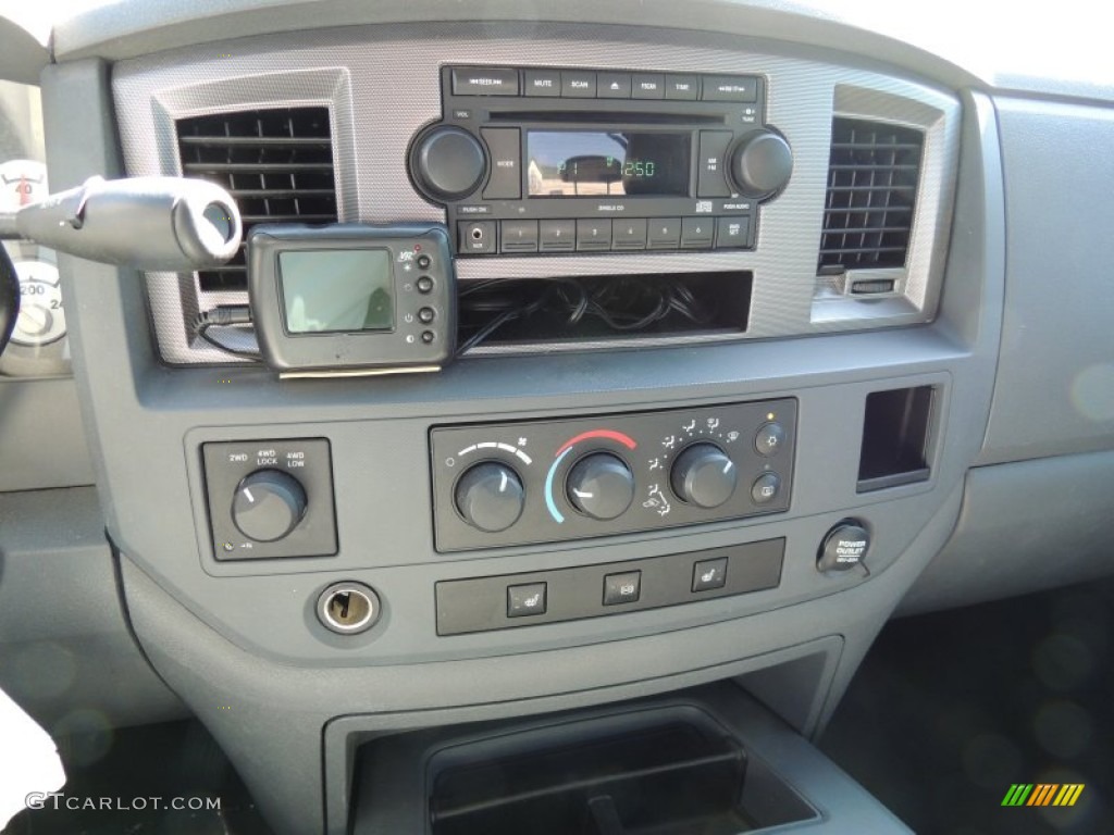 2007 Ram 2500 Sport Quad Cab 4x4 - Brilliant Black / Medium Slate Gray photo #20
