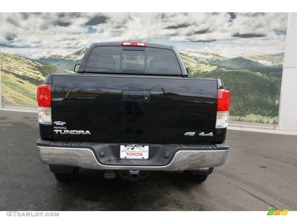 2013 Tundra Double Cab 4x4 - Black / Graphite photo #4