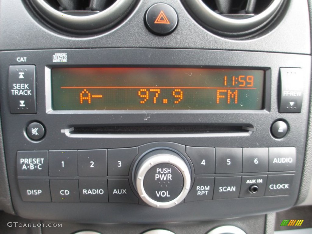 2010 Nissan Rogue S AWD 360 Value Package Audio System Photos