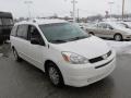 Front 3/4 View of 2005 Sienna CE