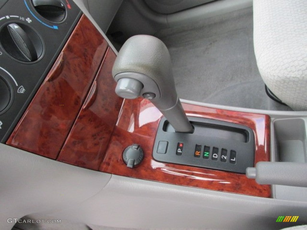 2004 Toyota Corolla LE 4 Speed Automatic Transmission Photo #76906343
