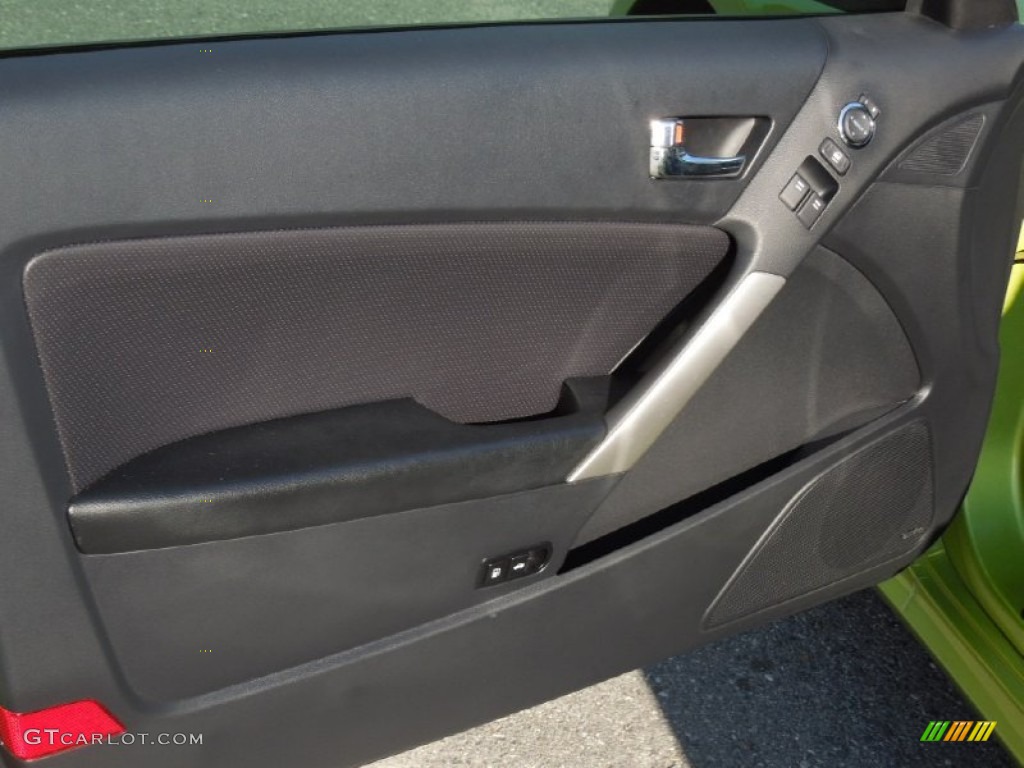 2010 Hyundai Genesis Coupe 3.8 Track Door Panel Photos