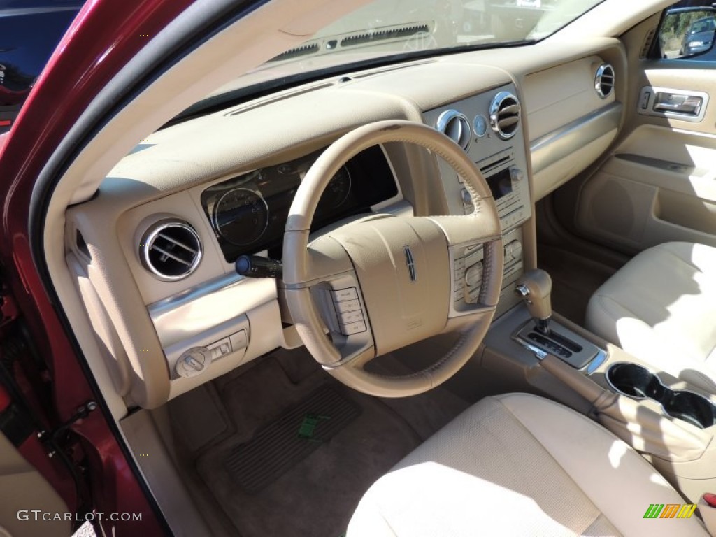 2007 MKZ Sedan - Vivid Red Metallic / Sand photo #4