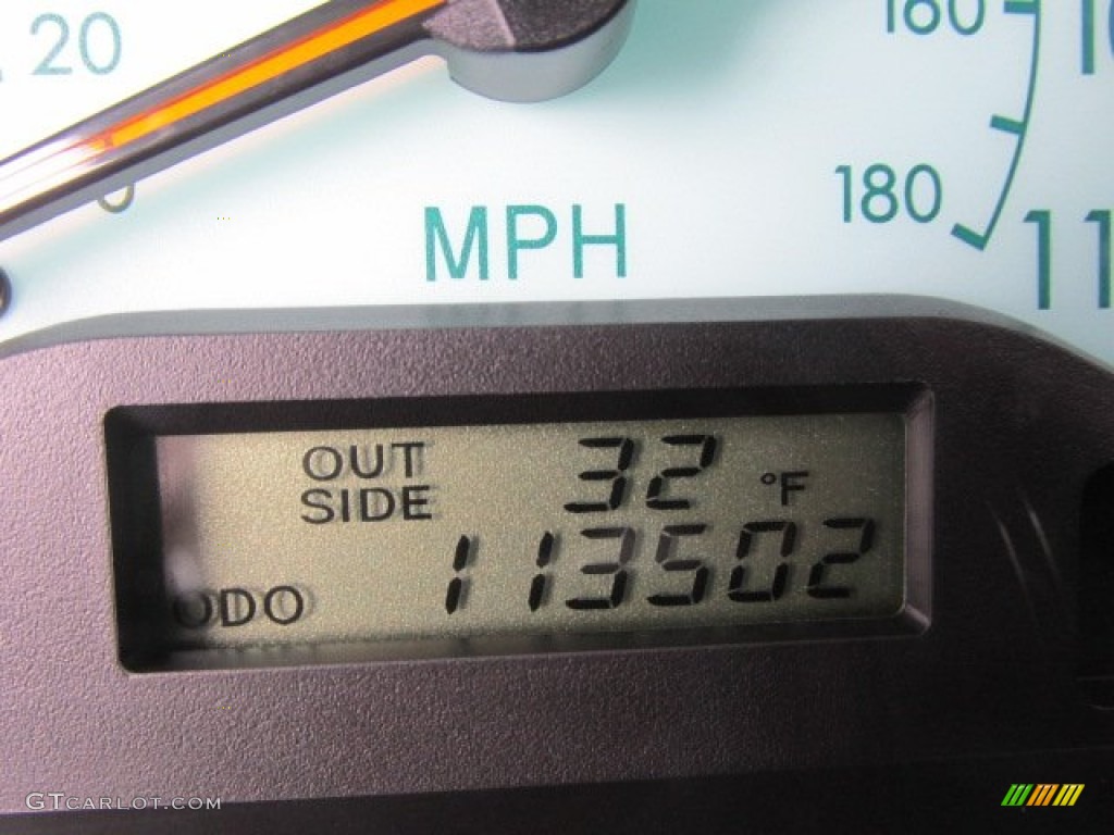 2004 Corolla LE - Mineral Green / Light Gray photo #20