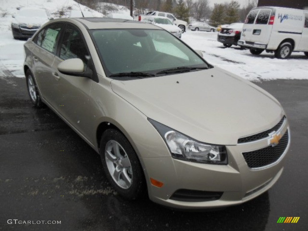 2013 Cruze LT - Champagne Silver Metallic / Jet Black photo #2