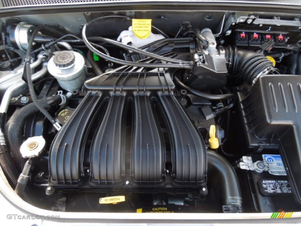 2010 Chrysler PT Cruiser Classic 2.4 Liter DOHC 16-Valve 4 Cylinder Engine Photo #76909398