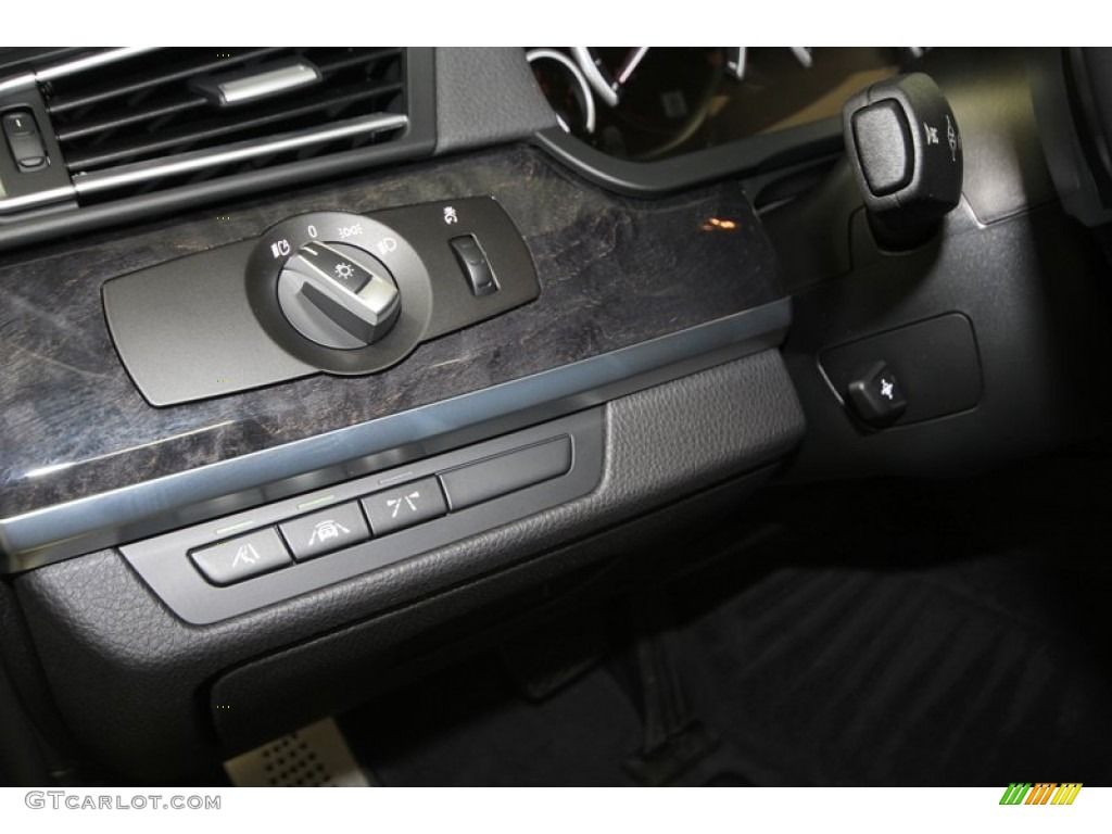 2013 BMW 7 Series 740Li Sedan Controls Photo #76909480