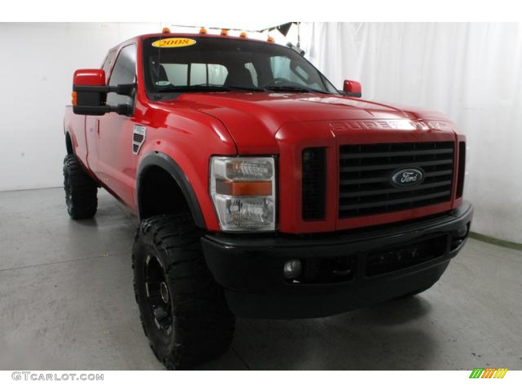 2008 F350 Super Duty Lariat SuperCab 4x4 - Bright Red / Black photo #4