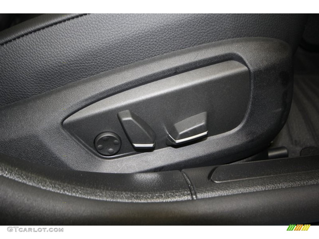 2013 BMW 7 Series 740Li Sedan Front Seat Photo #76909749