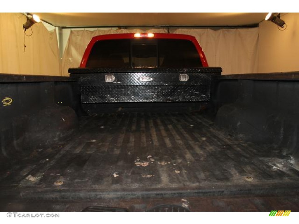 2008 F350 Super Duty Lariat SuperCab 4x4 - Bright Red / Black photo #42