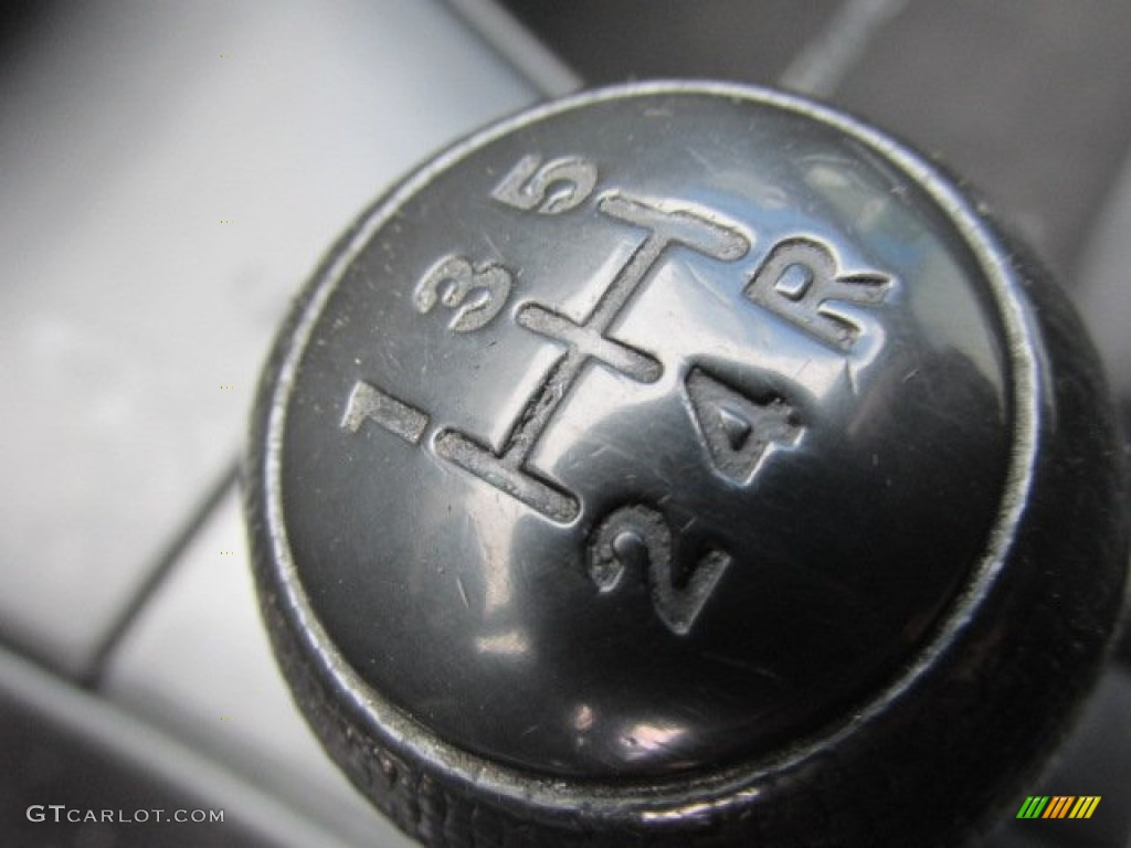 2004 Civic EX Coupe - Nighthawk Black Pearl / Gray photo #17