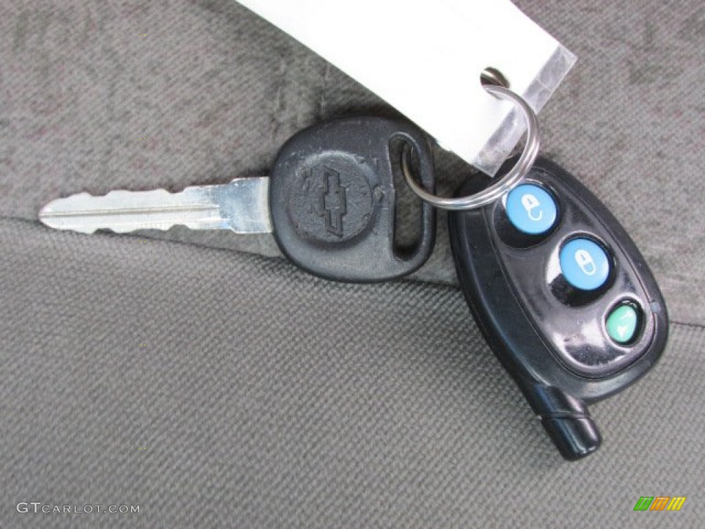 2004 Chevrolet Impala Standard Impala Model Keys Photo #76911336