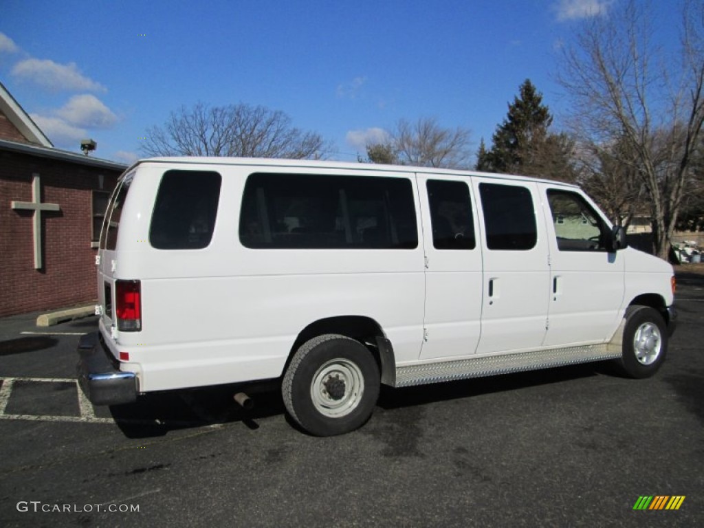 Oxford White 2007 Ford E Series Van E350 Super Duty XLT 15 Passenger Exterior Photo #76912814