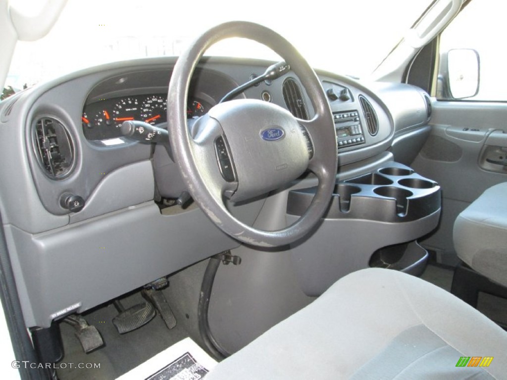 Medium Flint Grey Interior 2007 Ford E Series Van E350 Super Duty XLT 15 Passenger Photo #76913016