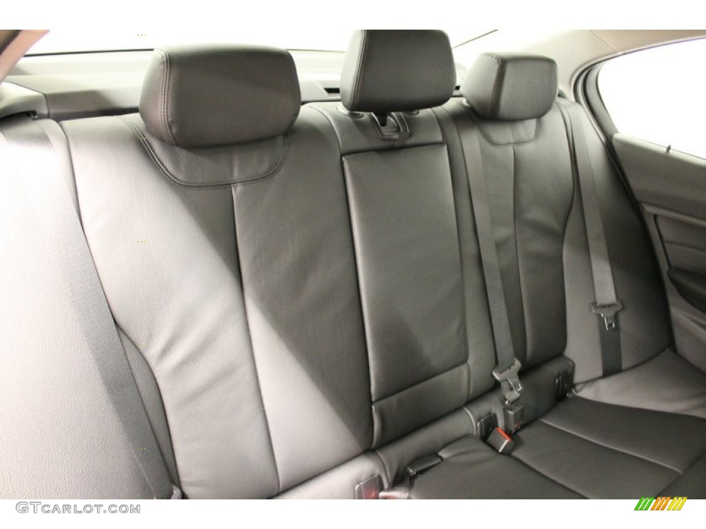 2013 3 Series 328i xDrive Sedan - Jet Black / Black photo #11