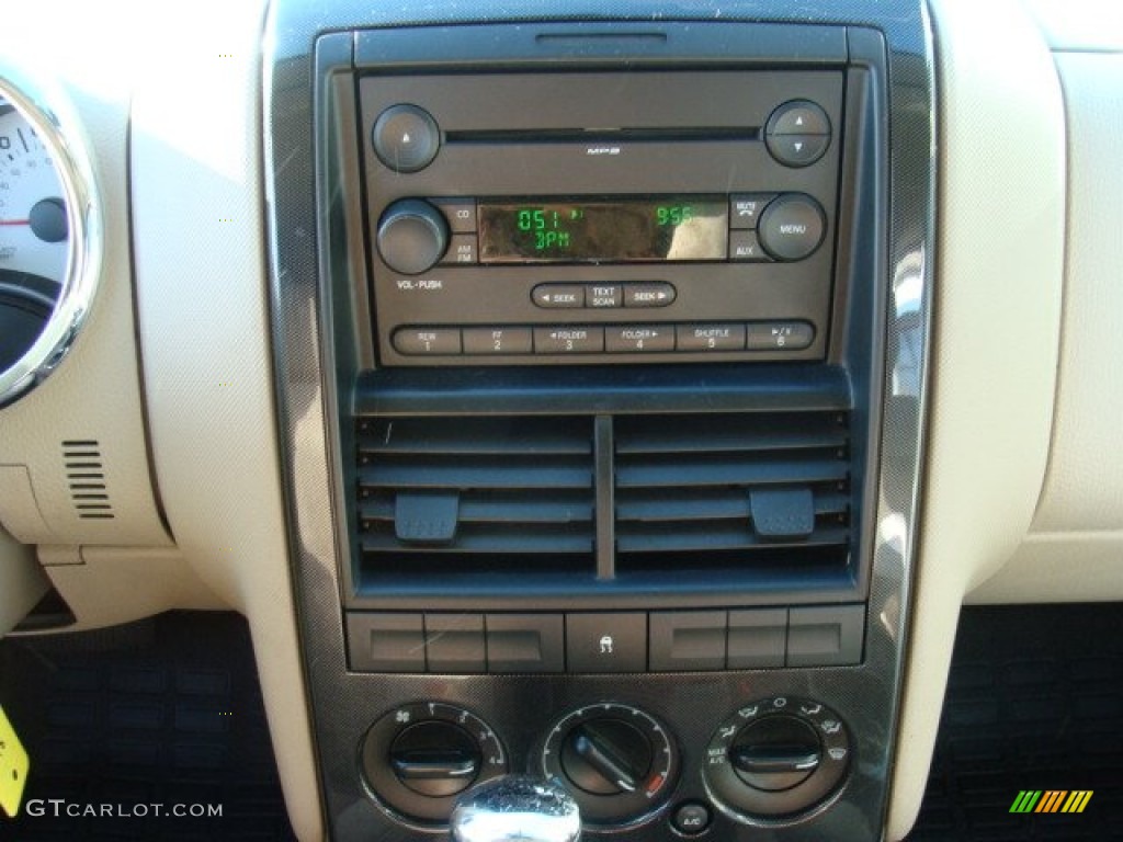 2007 Ford Explorer Sport Trac XLT Controls Photo #76913931