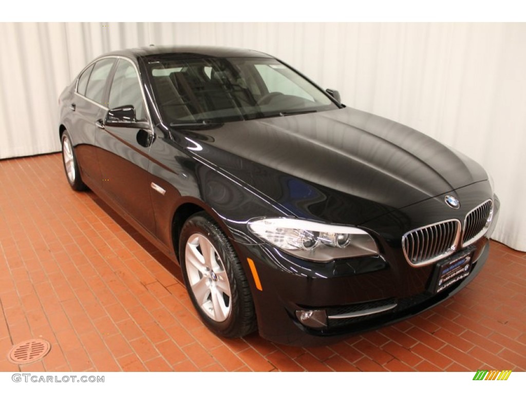 2013 5 Series 528i xDrive Sedan - Black Sapphire Metallic / Black photo #1