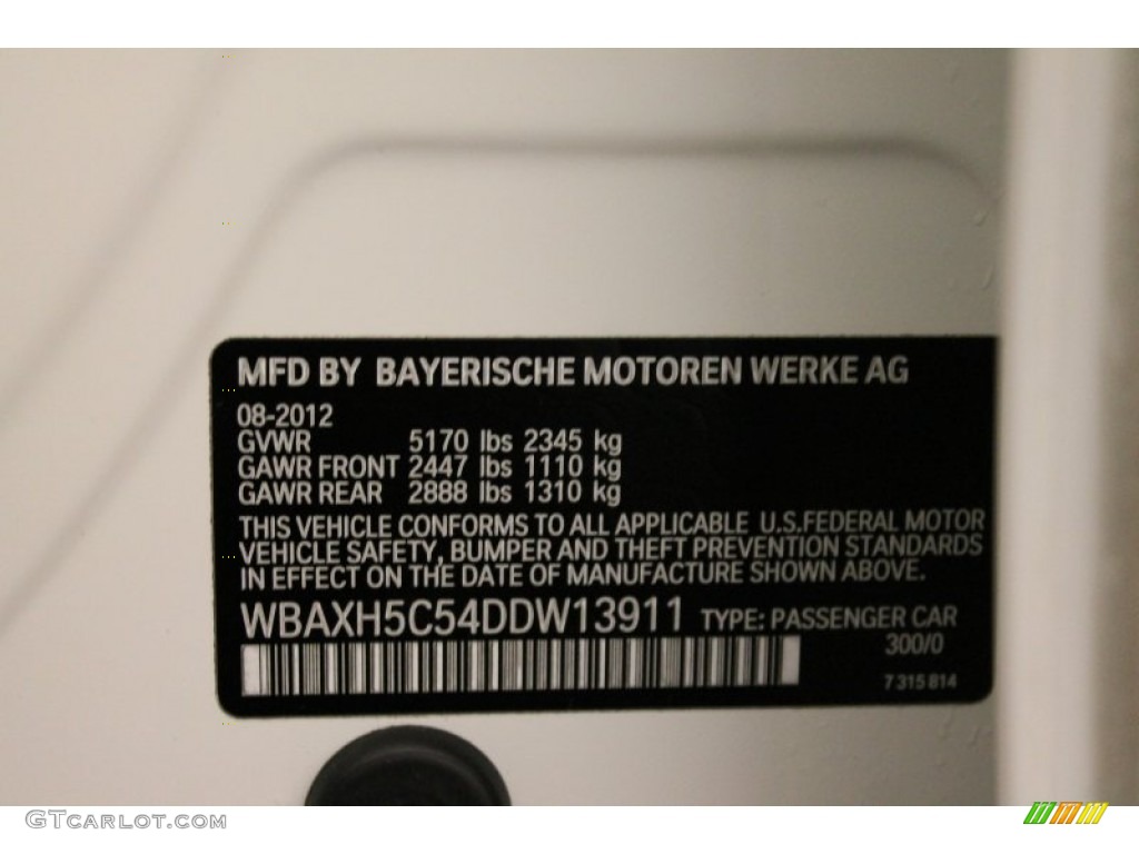 2013 5 Series 528i xDrive Sedan - Alpine White / Black photo #13