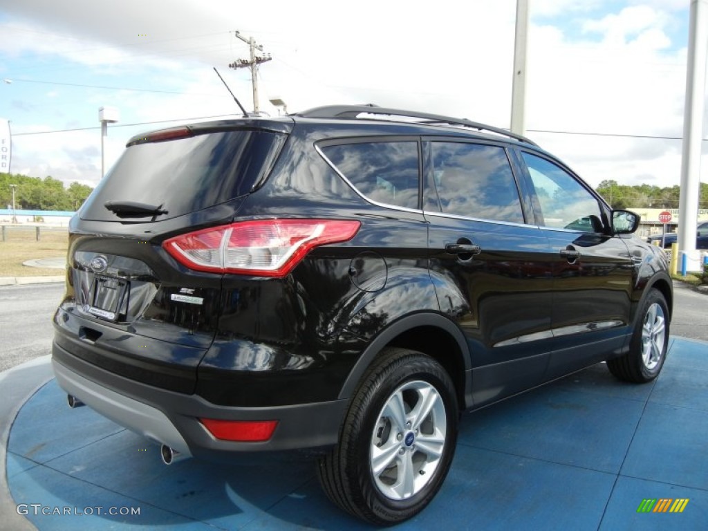 2013 Escape SE 1.6L EcoBoost - Tuxedo Black Metallic / Charcoal Black photo #3