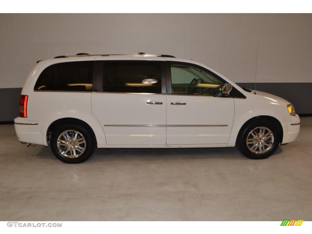 Stone White 2008 Chrysler Town & Country Limited Exterior Photo #76915332