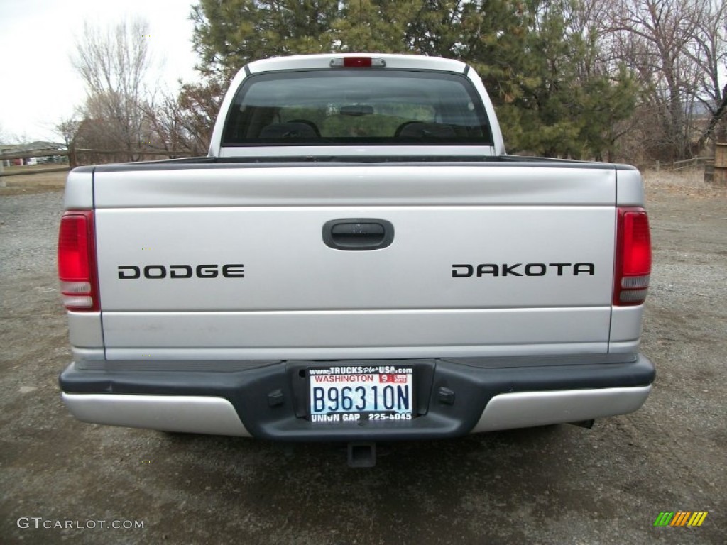 2004 Dakota Sport Quad Cab - Bright Silver Metallic / Dark Slate Gray photo #3