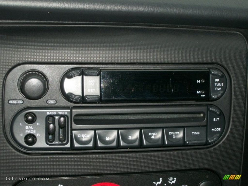2004 Dodge Dakota Sport Quad Cab Audio System Photos