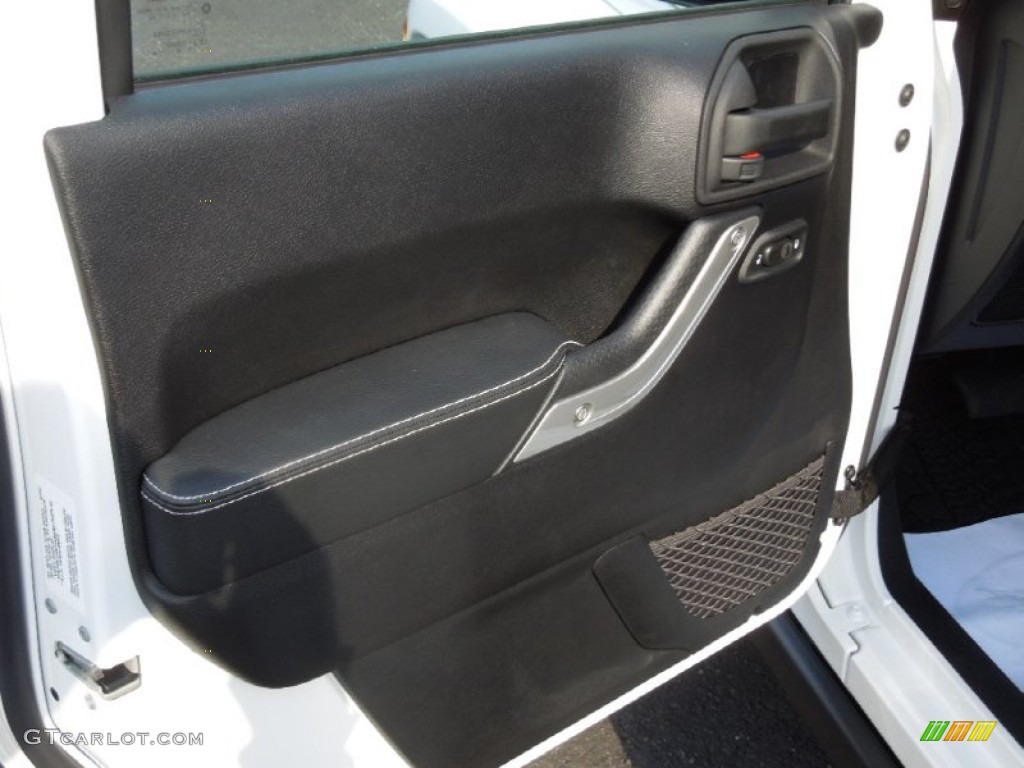 2013 Jeep Wrangler Unlimited Oscar Mike Freedom Edition 4x4 Freedom Edition Black/Silver Door Panel Photo #76917735