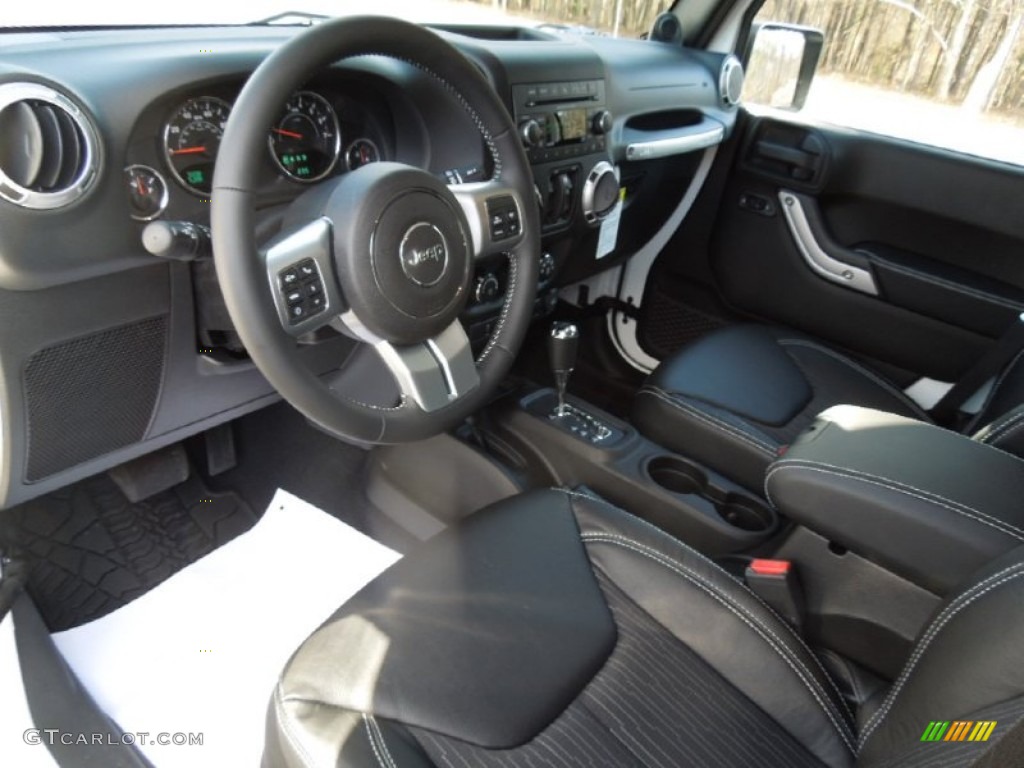 Freedom Edition Black/Silver Interior 2013 Jeep Wrangler Unlimited Oscar Mike Freedom Edition 4x4 Photo #76918020
