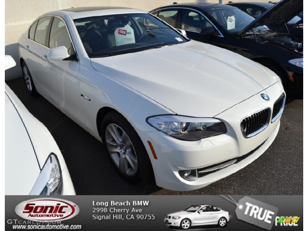 2013 5 Series 528i Sedan - Alpine White / Black photo #1