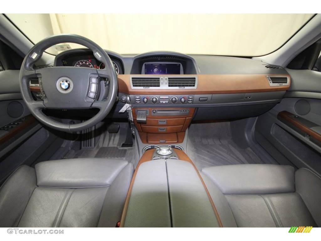 2005 BMW 7 Series 745i Sedan Basalt Grey/Flannel Grey Dashboard Photo #76918611