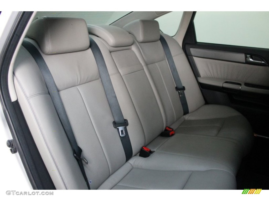 2006 Infiniti M 45 Sport Sedan Rear Seat Photos