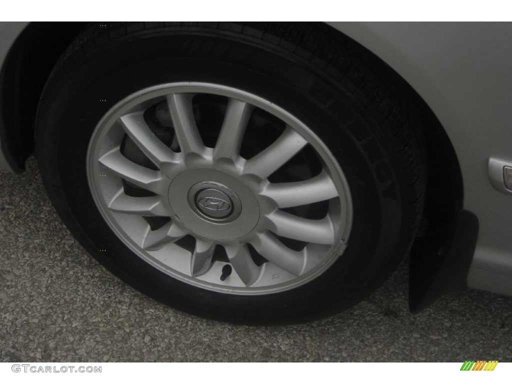2004 XG350 L Sedan - Titanium / Black photo #10